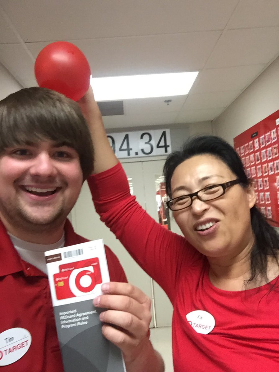 Tim_Target1832's tweet photo. Getting a little wet today for each RC here at 1832! Xia with RC number 1 🚂 #blainetrain #howweroll https://t.co/fEtViYeq08