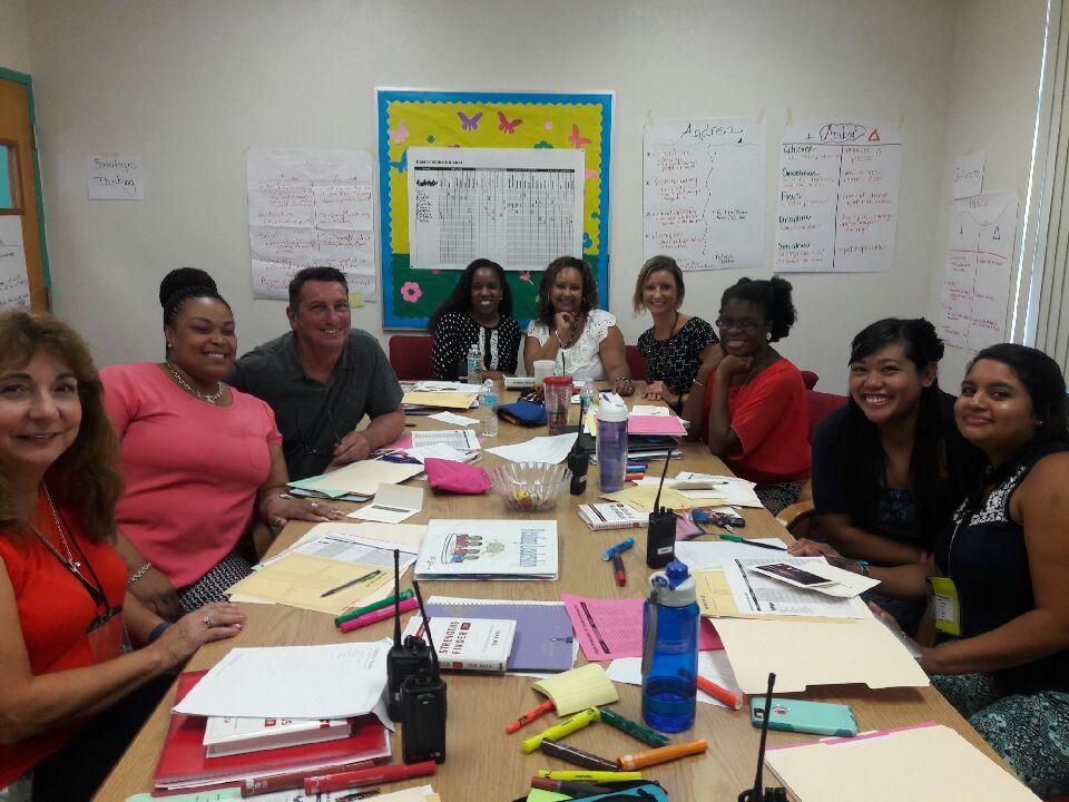 HCPSArea5's tweet image. @BingBulldogs @Strengthfinders build team collaboration w/Coach Haynes @Jeff_Eakins @MFitzgerald44 @BingPrincipal