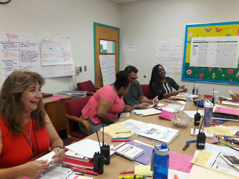 HCPSArea5's tweet image. @BingBulldogs @Strengthfinders build team collaboration w/Coach Haynes @Jeff_Eakins @MFitzgerald44 @BingPrincipal