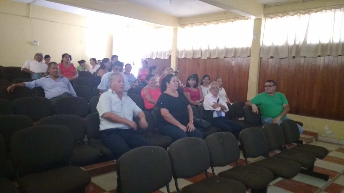 JosimarGlezV's tweet photo. Sede #EST20 Cihuatlán, presenciando el foro de consulta sobre el M.E.2016 y P.C. #ParticipaSNTEmodeloEducativo https://t.co/Ug7LbuxVJd