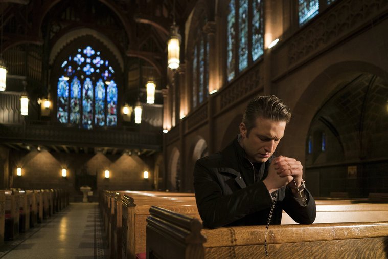 lawandordertv's tweet photo. Praying for September 21 to get here faster. #SVU https://t.co/j0QjlGo3Ad