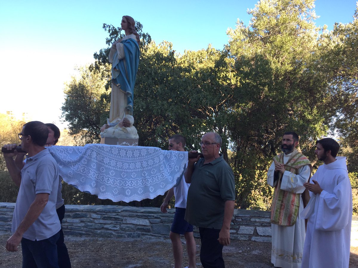 migherossi's tweet image. #Pietrabugno #casevecchie. Assunta gloriosa