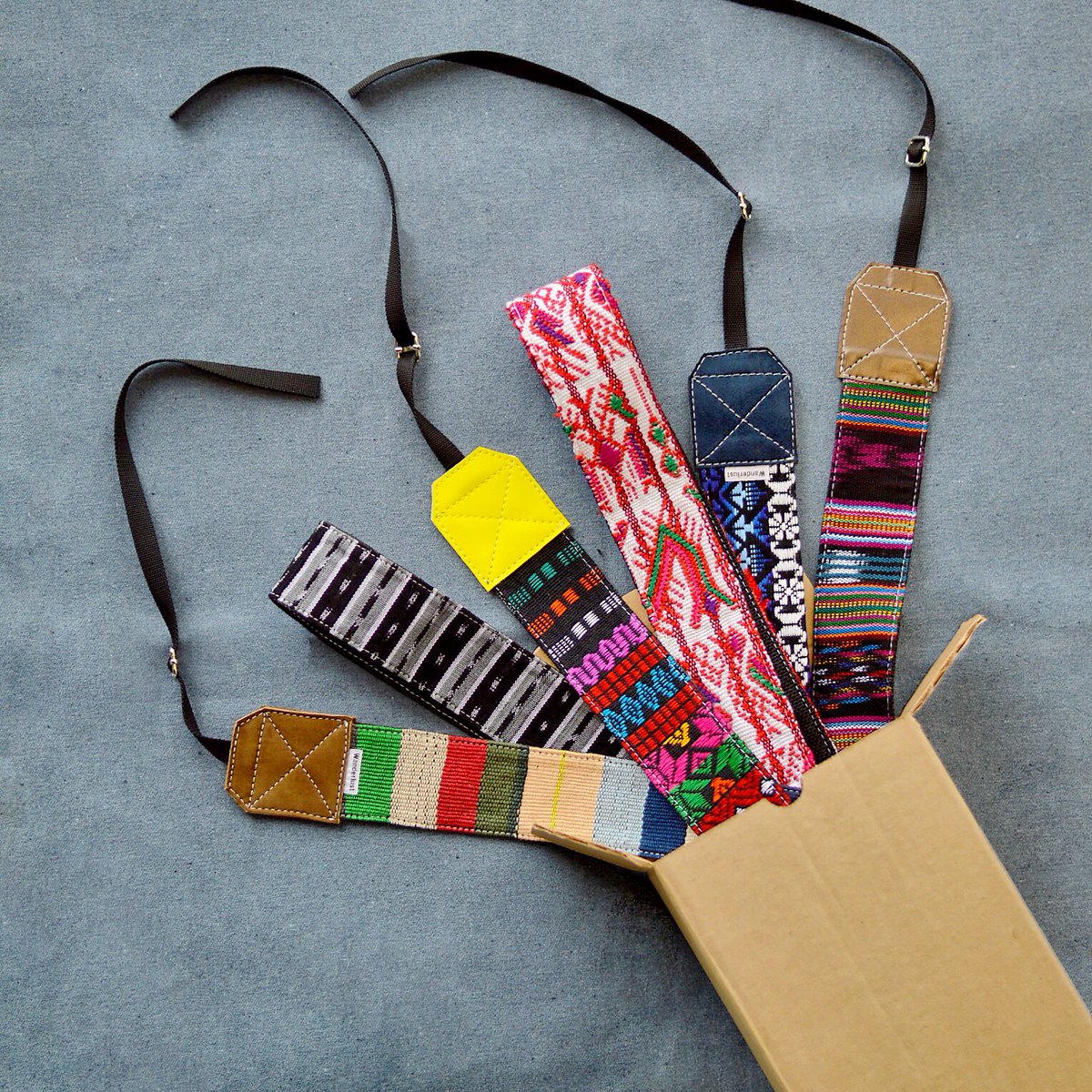 wanderlust_wear's tweet photo. Empezamos la semana con nuevos Straps en la #WanderStore 📷
Puedes ver los disponibles acá https://t.co/ixyHrdwR6P https://t.co/QWc6a5blP6