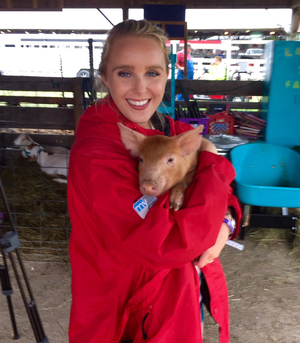 KristineVarkony's tweet photo. GUYS😍🐷🐽 #JeffCoFair #HappyFair https://t.co/leu7KHyFTs