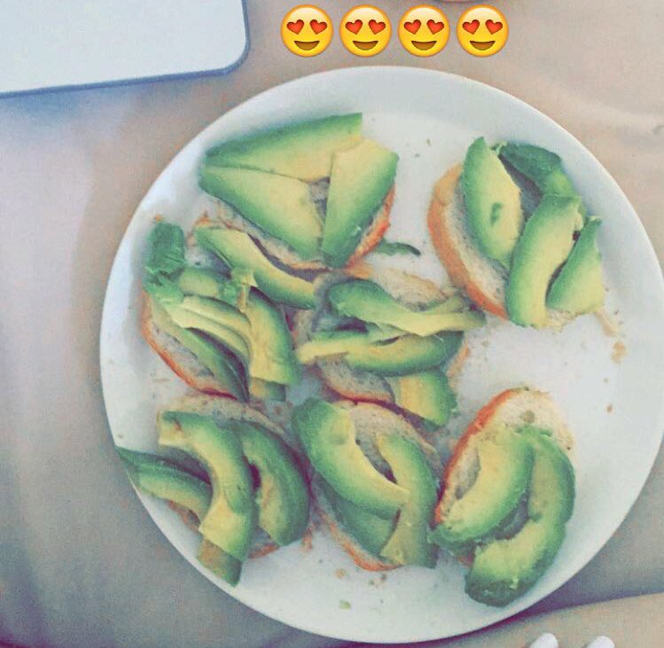 LondonPrepster's tweet photo. #avocadoGoals #howtobreakfast 👏🏻🙌🏻 https://t.co/ln6RzkV5F9