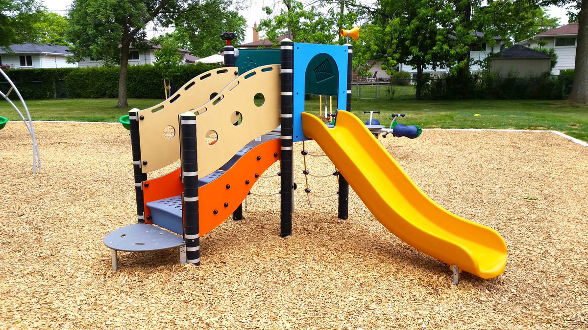 Check out the beautiful KOMPAN playgrounds at Glen Afton, Mountainside and Pineland Park in Burlington!