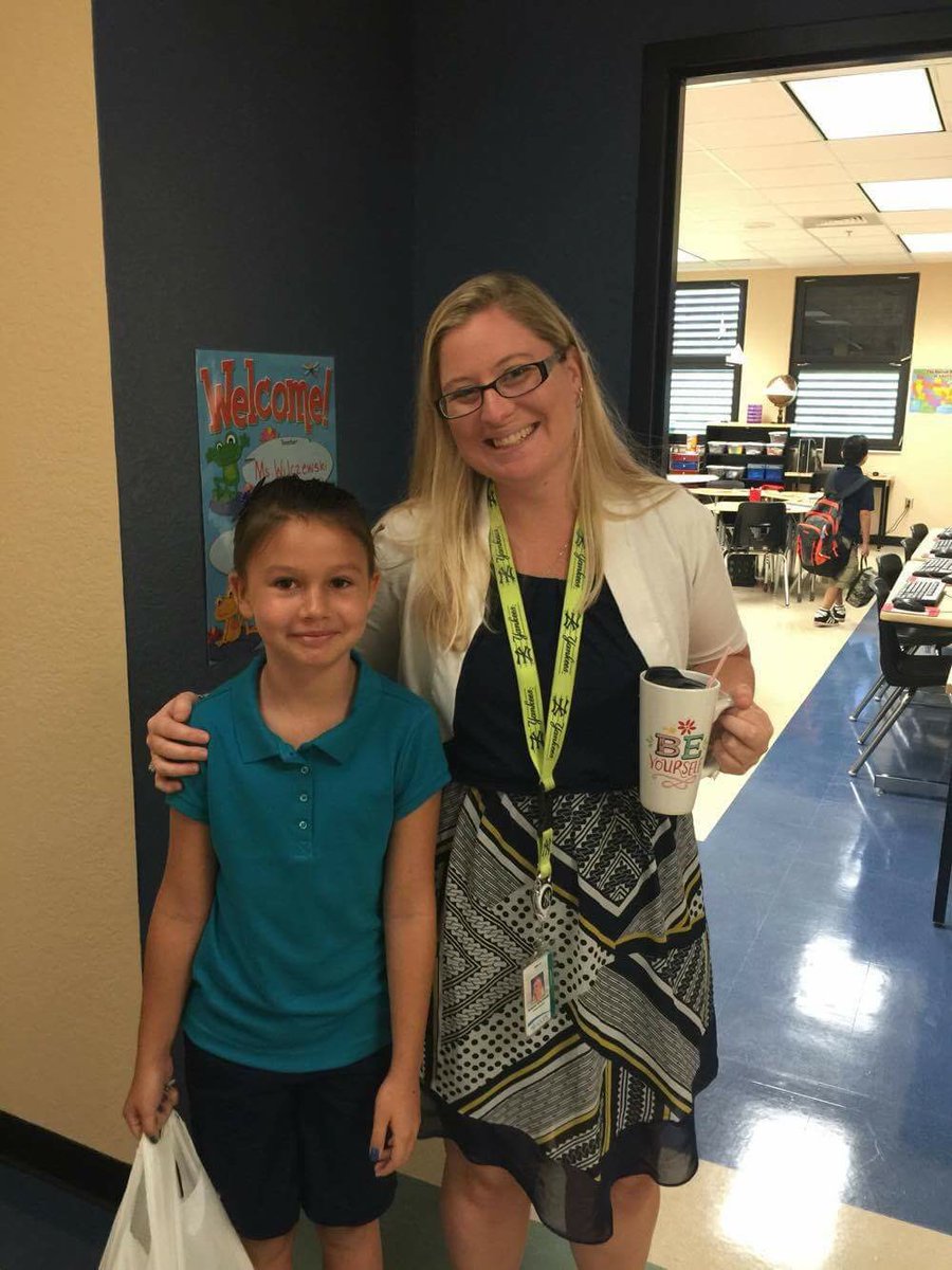 Taught her in Kinder, now she's in my 3rd grade class! <a href="/PLEgators/">Palmetto Elementary</a>  <a href="/jenkowalik/">Jennifer Kowalik</a> #CCPSSuccess #firstdayofschool