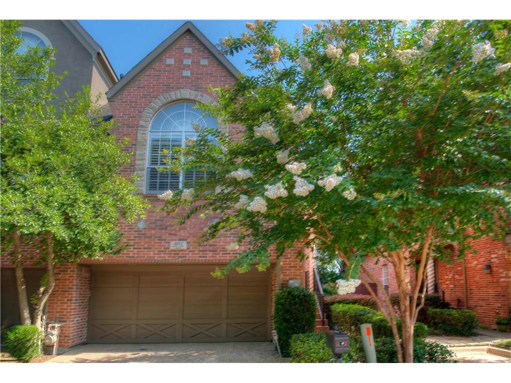 CarrollEltis's tweet photo. Congrats to our client Leah on the purchase of her wonderful new home! #homesweethome #dallasrealestate #realtors https://t.co/frd9Tp8vzP