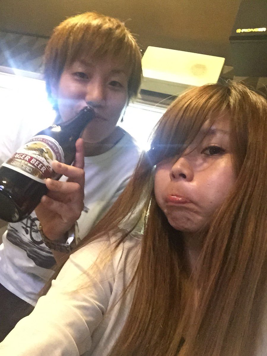 shio_kosuke's tweet photo. 久々会った〜(=´∀｀)人(´∀｀=)明日から仕事ですが(@￣ρ￣@) https://t.co/YxqNMyc3ct