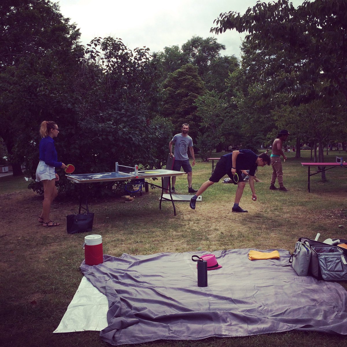 TrinityBellwood's tweet photo. #minipong & #picnics thats what b going on #breezy challenges!@WestQueenWest @miniPongToronto https://t.co/cJ5Ay0jYEu