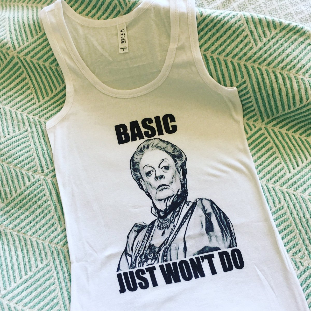 tarajayn's tweet photo. OMG! @BHearnsberger just won the Husband of The Year Award. #dowagercountess #BasicJustWontDo #MaggieSmith4Eva https://t.co/wtwBpj9t8G