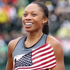 TrackieNation's tweet photo. How I look after a 400 vs Allyson Felix after a 400 https://t.co/FAwKKCqehZ