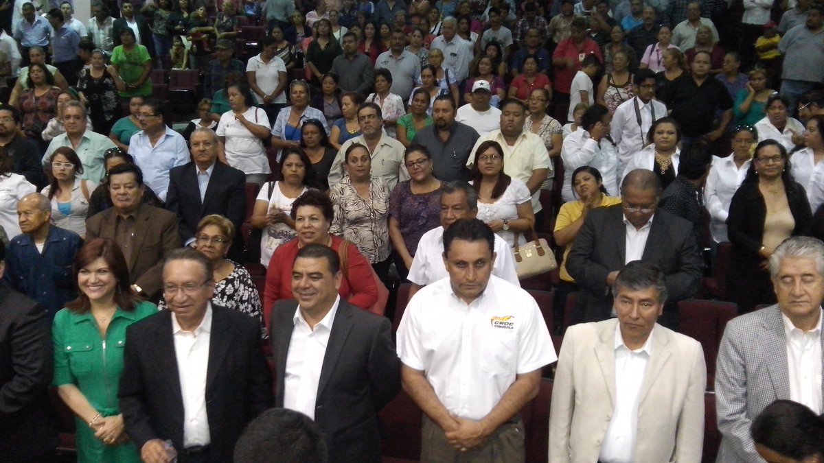 ALBERTOCROC's tweet photo. Hace unos momentos nos reunimos en la toma de protesta de comités políticos. @croccoahuila @ISAIASCROC https://t.co/kpSnsmSknD