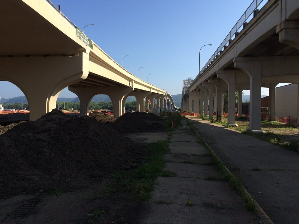 Tom49er's tweet image. The Winona Bridge will be dedicated on August 27th facebook.com/WinonaBridge/p… #1u