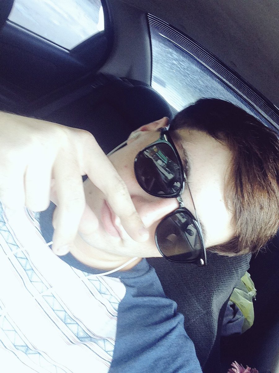 Lay1Jared tweet picture
