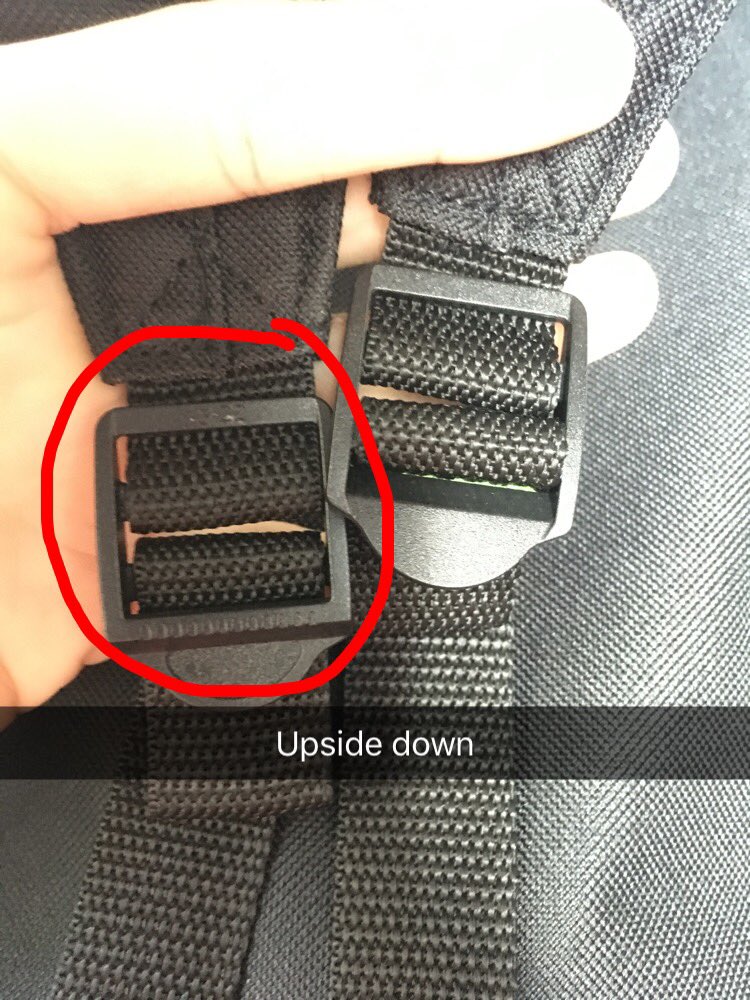 nikolasclay's tweet photo. @WICKED_Musical just opened up my awesome backpack to find out that it's defective 😭😭 #sadface https://t.co/T95EWaCzJJ