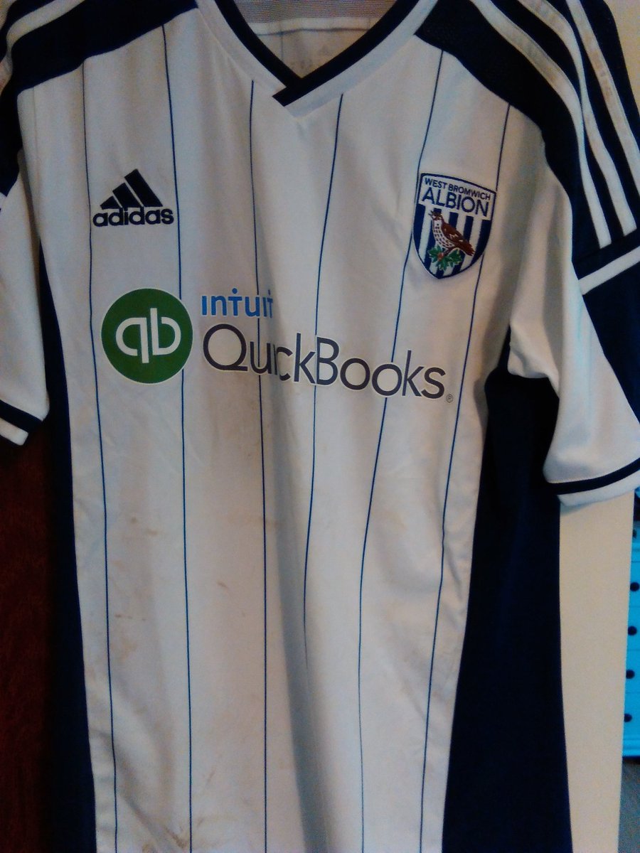 MeredithTony's tweet photo. Up for auction till wednesday night match worn signed shirt in aid of birmingham children's hospital #teamava #bch https://t.co/qCd9muA6OL