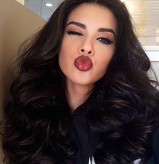 ❤️ɛ۷ıɛ զųɛɛŋ❤️
-Daughter of Evil Queen 
-Loves being the prettiest of them all,singing &amp; my ✨magic mirror✨.
-RT?
