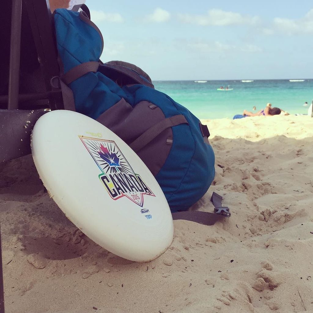 EricAusome's tweet image. #layoutlife #frisbee #beach #sunsoutgunsout #vacation #puntacana #canada @discstore ift.tt/2b9xTLb