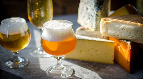 NaturalSciences's tweet photo. It's all about the pairing! @BondBrosBeer explains why Fri 8/19! #naturalselections Tickets: https://t.co/7bULQwGN2N https://t.co/qneBbOHYRB