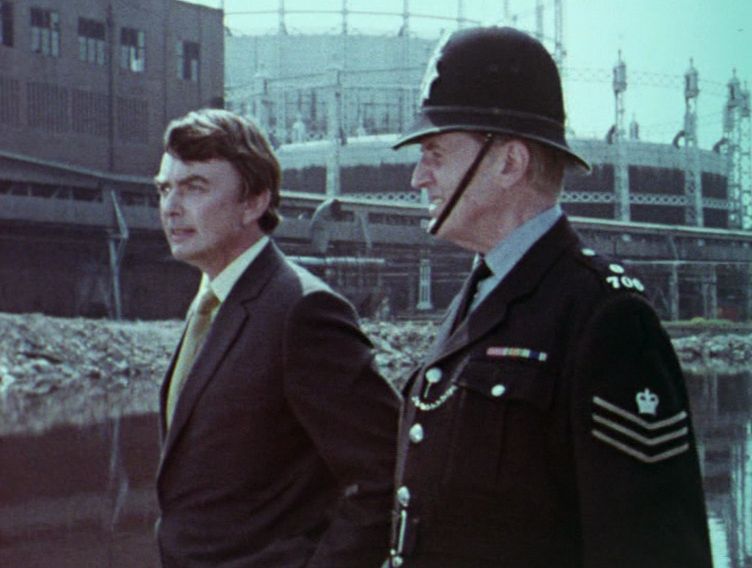 Any #DixonOfDockGreen fans out there? Love to know locations for 'Wasteland ' (1970) archivetvmusings.wordpress.com/tag/dixon-of-d…
