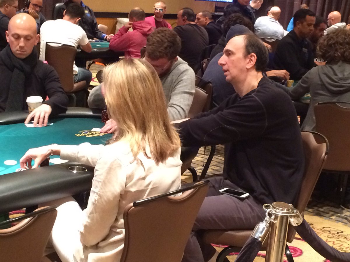 Poker twitter