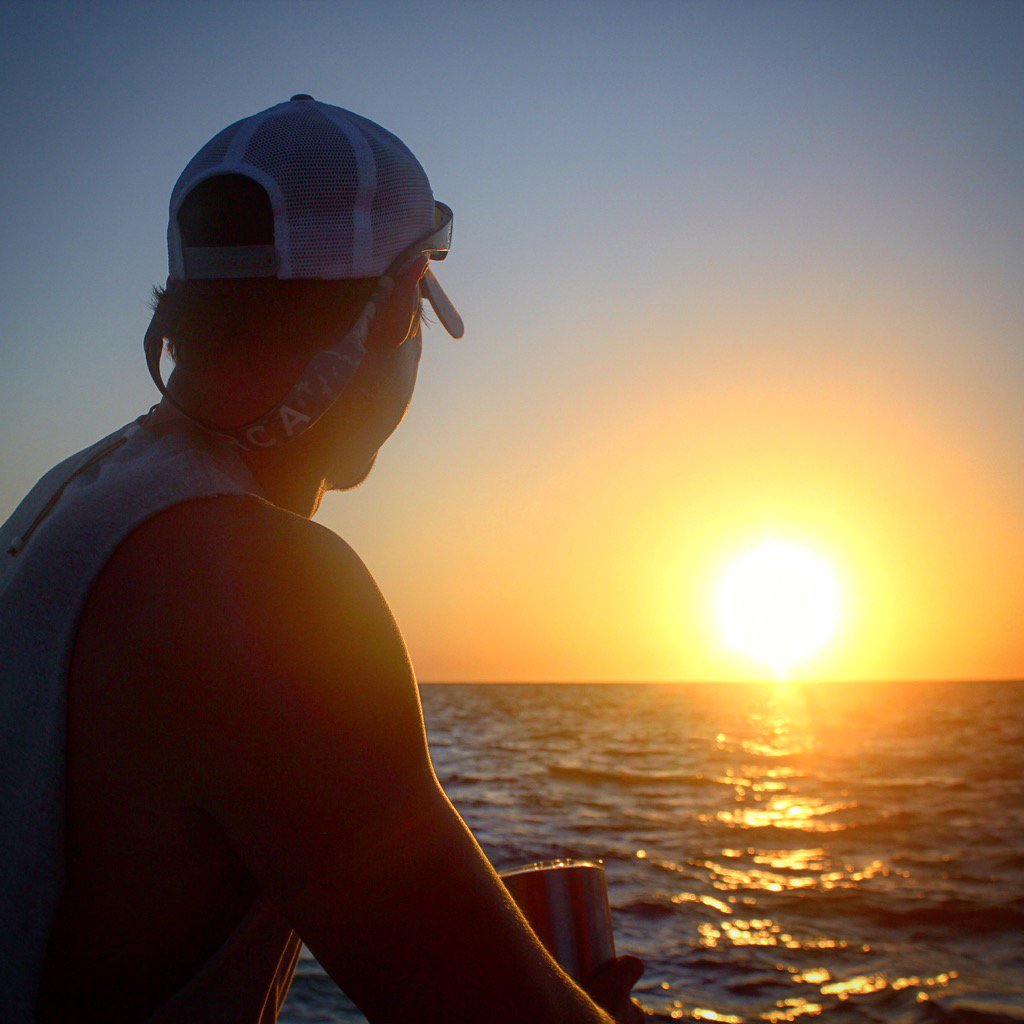 ClarkManson's tweet photo. Life is good! @orcacoolers #OrcaChaser #Florida https://t.co/IC9hbPCTfS
