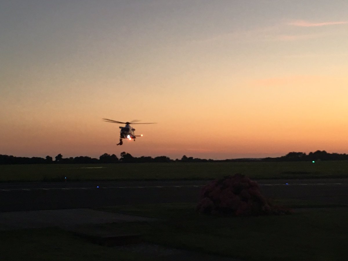 Our colleagues <a href="/UKSAR_StAthan/">Rescue 187 & 188</a> training tonight with a stunning sunset backdrop 🚁🚁☀️☀️