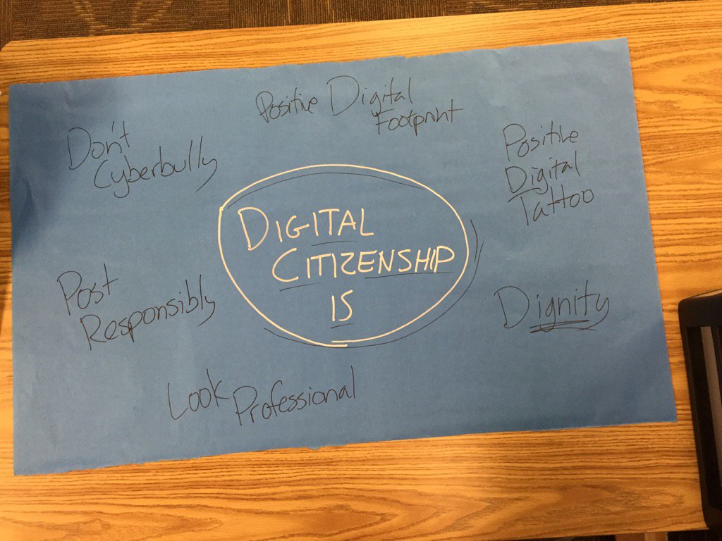 dbernardstevens's tweet photo. #JCHSdigicitizen https://t.co/Rj7iN82MQM