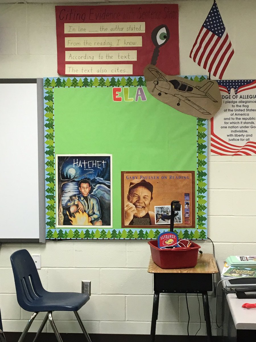 RCastleberry259's tweet photo. Bullitin boards are up!! #wpsproud #earheart #studentteaching https://t.co/I3lrrh73Xj