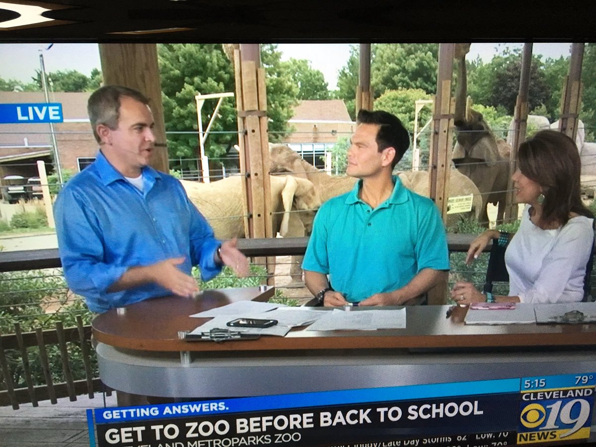 sarabethlowe8's tweet photo. Looking awesome, @clemetzoo &amp; @CLEZooDirector! Nice choice of location @cleveland19news #ComeOutAndPlay https://t.co/dkTV2kj2Aj