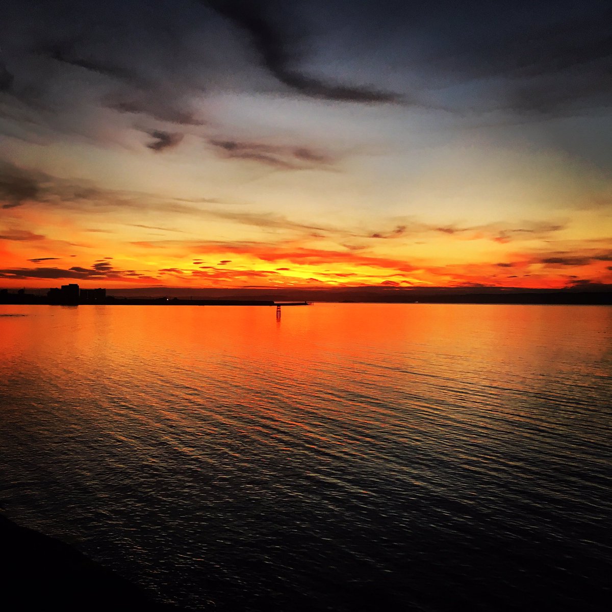 sparky30's tweet photo. The kind of sunset you just wanna ride off into. Or in this case, float. https://t.co/9lp6SlO6Xp