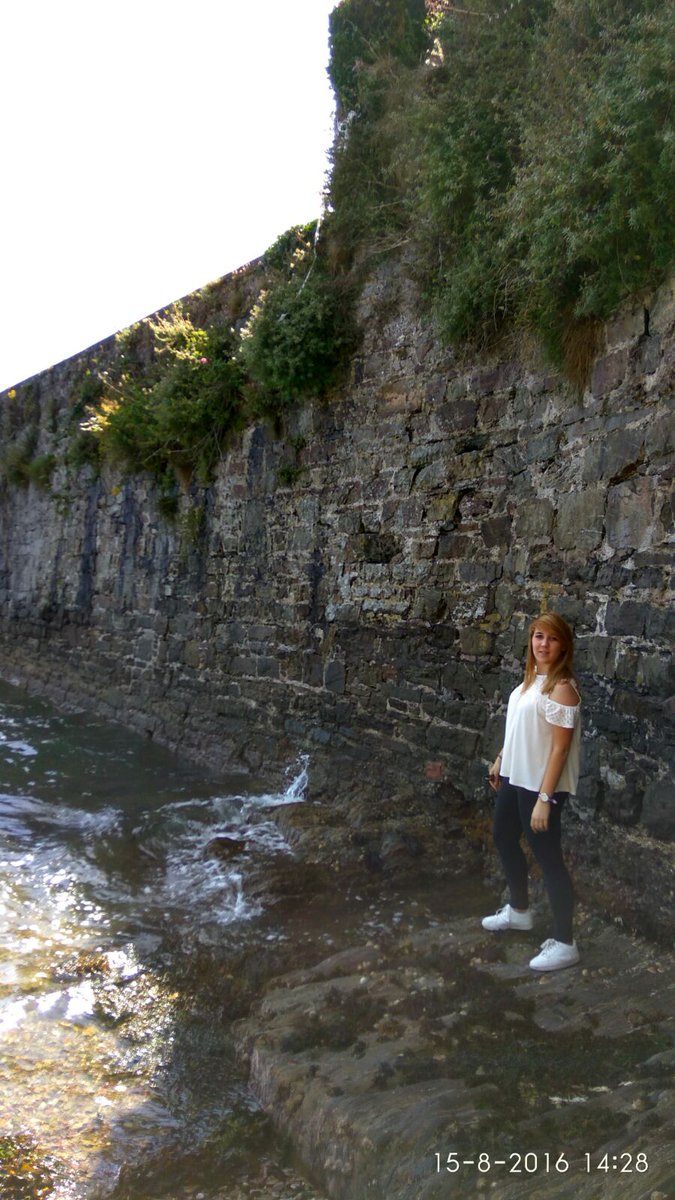 AndreaLG21's tweet photo. Cobh https://t.co/jIIlKIdxMS