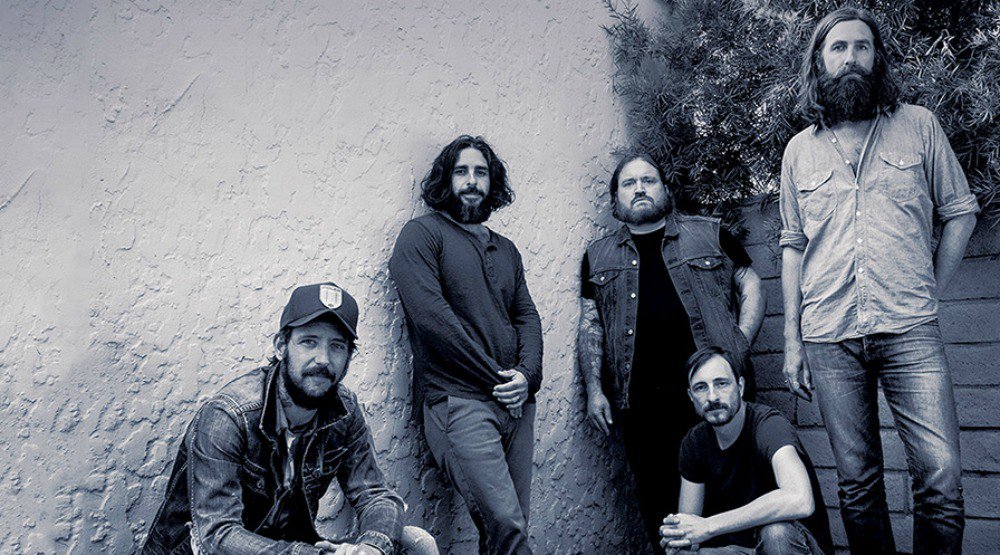 Win 2 tickets to see <a href="/bandofhorses/">Band of Horses</a> via @VancityBuzz ow.ly/mGxF303cbUE RT to enter!