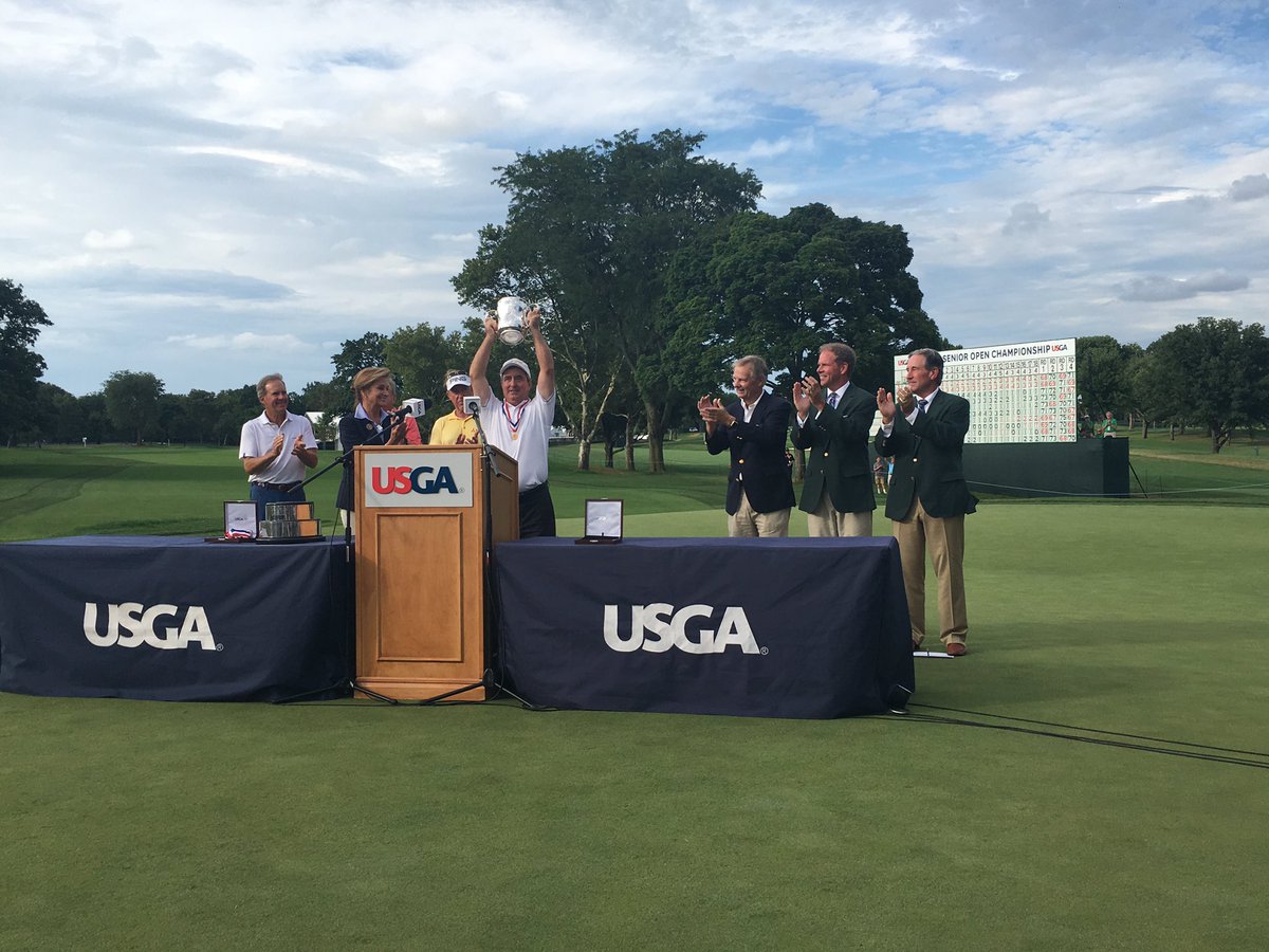 _HNSSports_'s tweet photo. Congratulations from #TeamHNS to the 2016 #USSeniorOpen Champion, Gene Sauers! https://t.co/BfZcxxK9ox