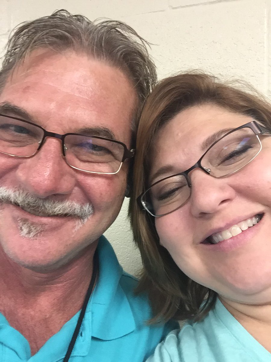 DLBsting's tweet photo. Tweeter beginner, don't worry I'll learn quickly!!! @tatumisd #TatumISDBack2School https://t.co/qPNi4Y9tSe