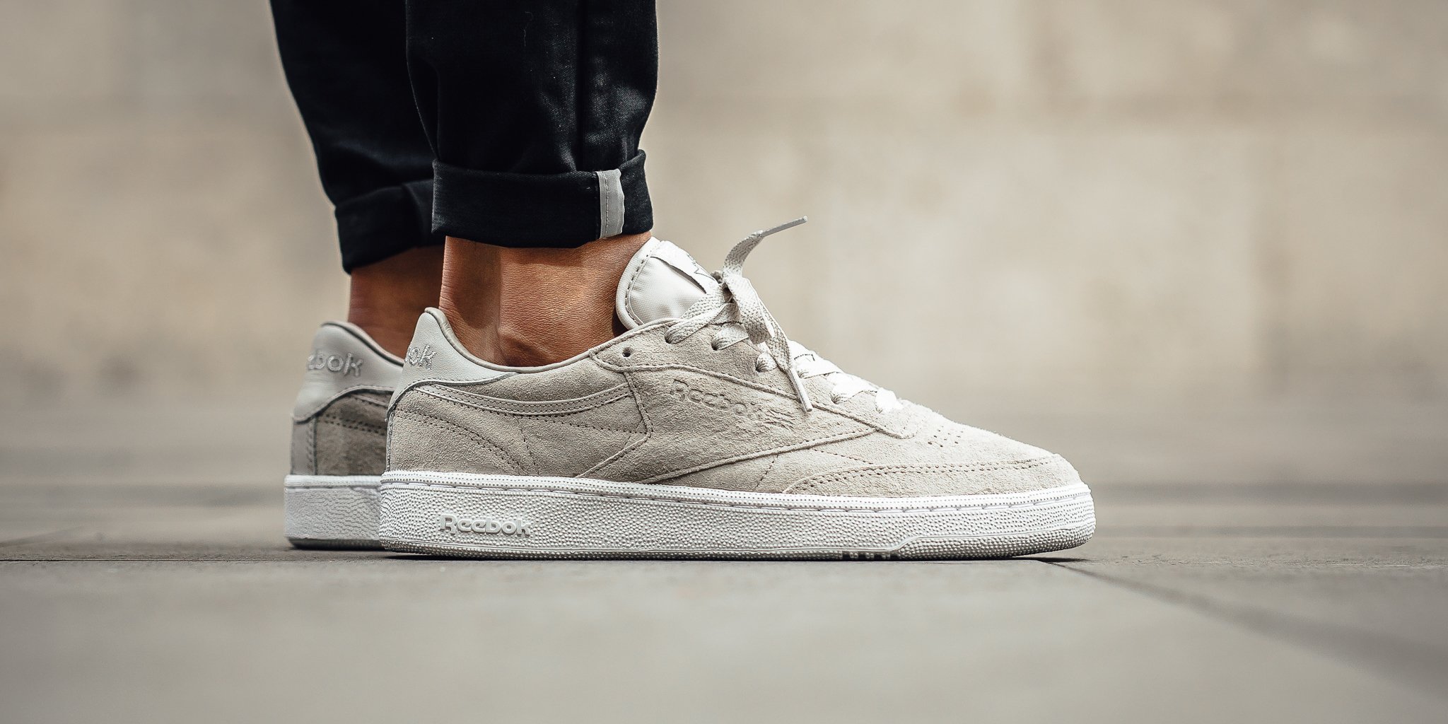 Incidente, evento Víspera domesticar Titolo on Twitter: "NEW IN! Beauty &amp; Youth X Reebok Club C 85 AFF -  Sandstone/Silver/White SHOP HERE: https://t.co/RVtLs9uRvA  https://t.co/KSFz2aCvZr" / Twitter