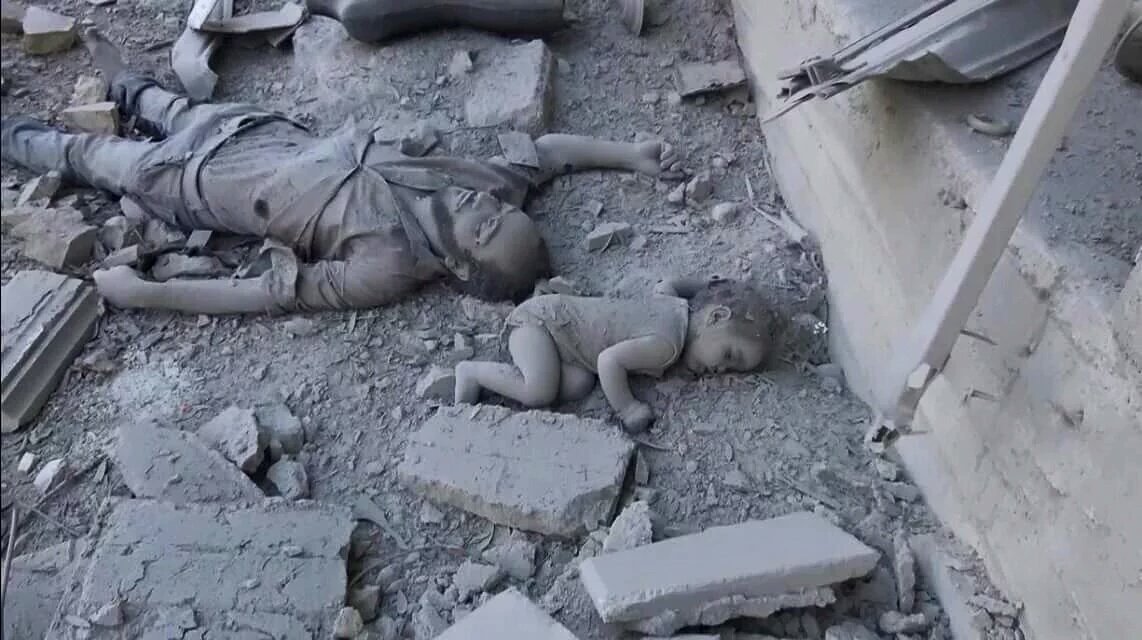 Free_Media_Hub's tweet photo. Death by TNT Assad's deadly Weapon of choice https://t.co/uUWxZRfIui #Aleppo #Syria https://t.co/Va1SvERurB
