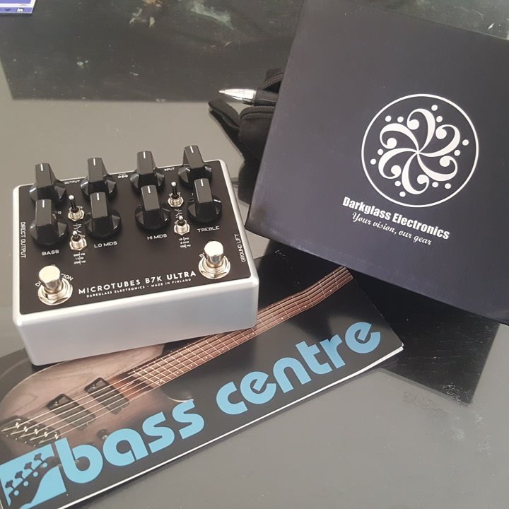 Petey299's tweet photo. Fuck yeah it came a day after i ordered it!!!! Thanks to  #basscentremelbourne #darkglasselectronics #microtubesb7k https://t.co/8c8t6oAjD8