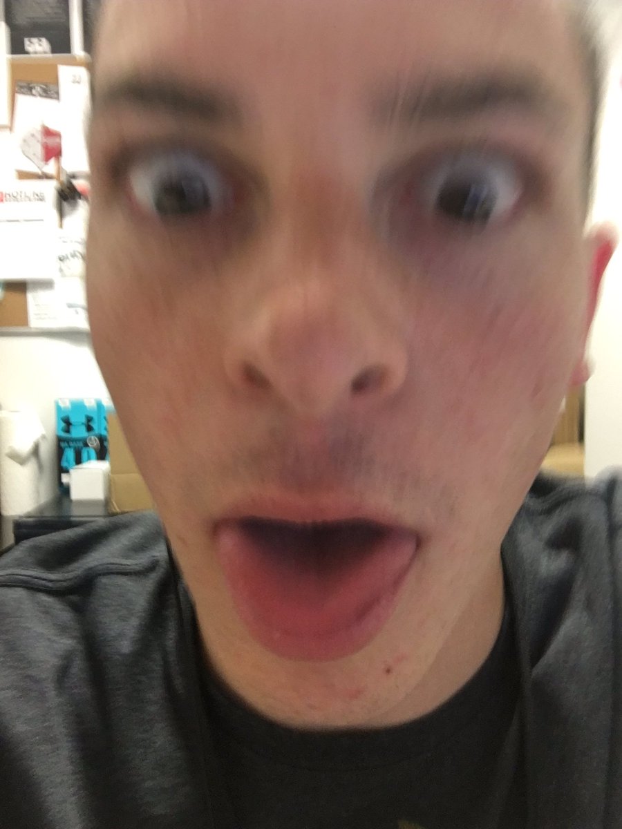 SamSutton11's tweet photo. #NoPhoneIsSafe @_BestMan_ https://t.co/JJxyqieXee