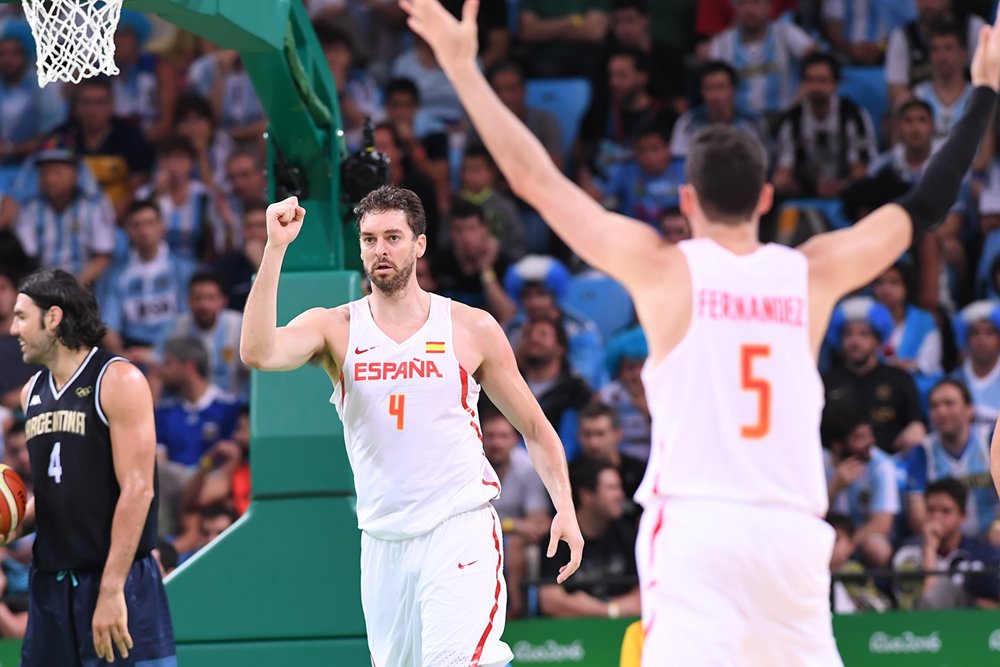 BaloncestoESP's tweet photo. #RIO2016  🇪🇸 ESP 86-66 ARG 🇦🇷 (min 37) Pau &amp; Rudy (19+13 &amp; 23+7) ¡Impresionate! https://t.co/ip9RILTyEE