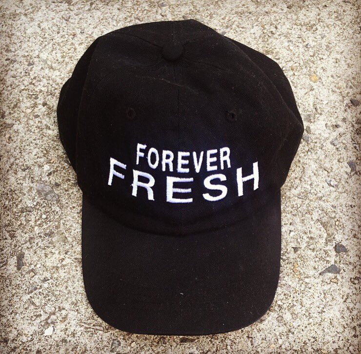 PoorBoy_CEO's tweet photo. Summer is not over yet make your way to my DM and turn your summer 16 FRESH with my FOREVER FRESH dad hats https://t.co/C0Qo3vxz9k
