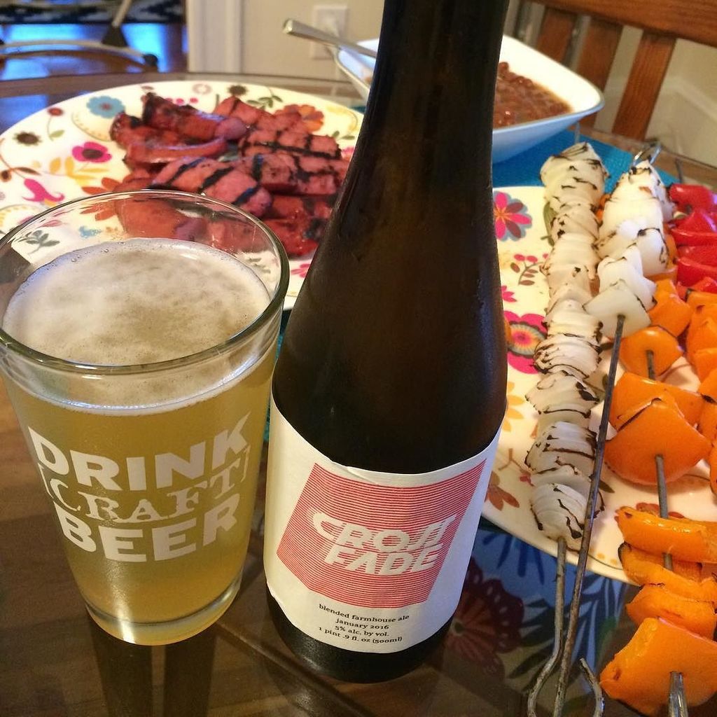 Everything on the grill except the <a href="/oxbowbeer/">Oxbow</a>  Crossfade sour hoppy farmhouse ale. ift.tt/2aWGowq