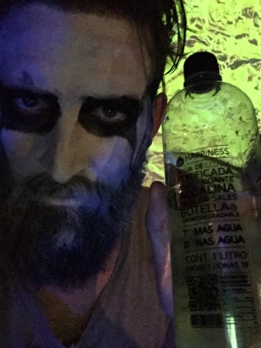 Listos para la función de hoy de #EnLasMontañasAzules gracias por todo su apoyo a <a href="/MovimientoAgua/">Agua En Movimiento</a> <a href="/ForoShakespeare/">Foro Shakespeare</a>