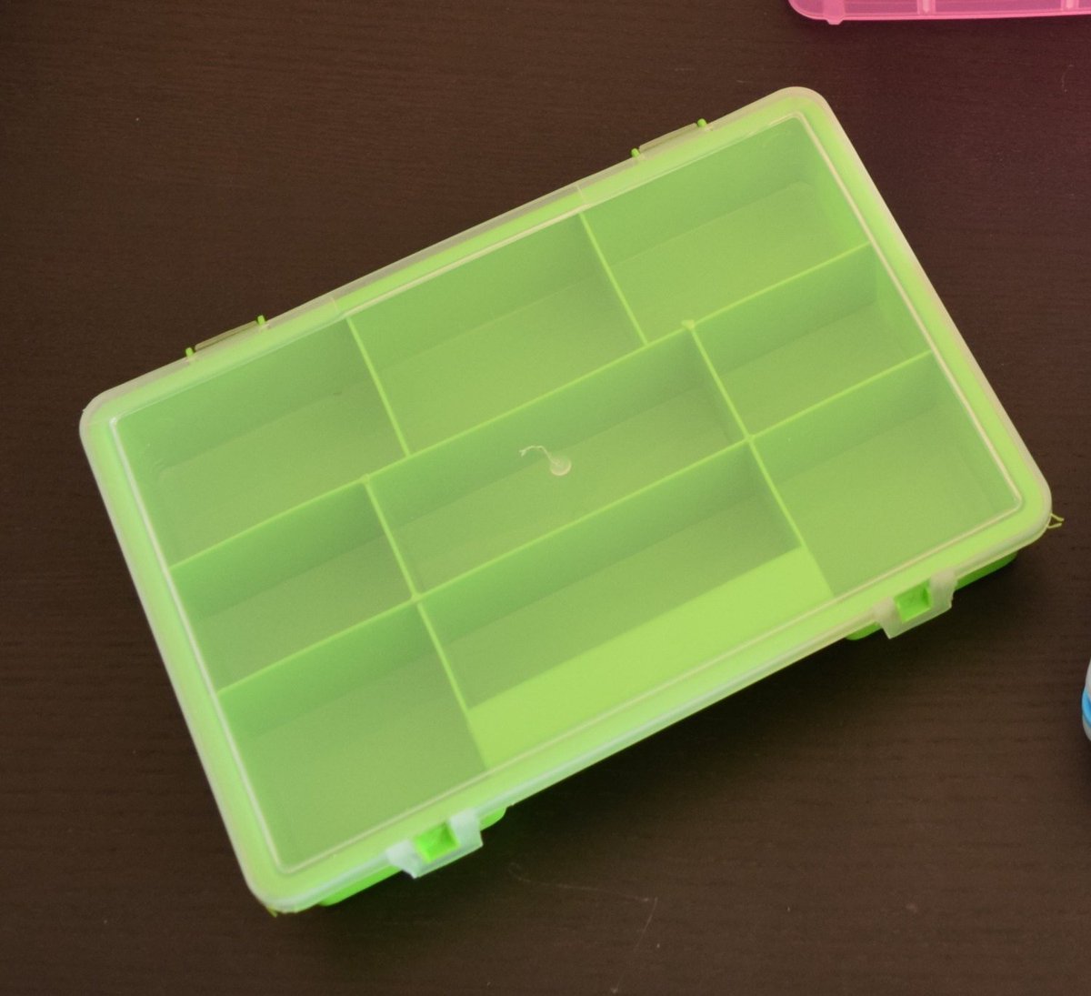 YBatchiBCN's tweet photo. Box case of green color, storage for crafts, beads, tools, organizer craft, beadi… https://t.co/g8ZH3YkgE1 #BoxCase https://t.co/JYePM3WK5H