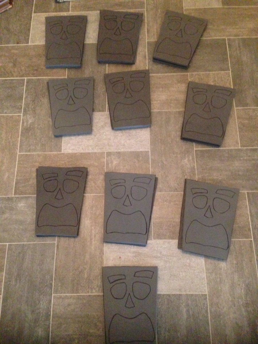 ForgerOfMasks's tweet photo. Built 10 bases for the Aku Aku mask from Crash Bandicoot to sell at #Cincinnaticomiccon
Starting details tomorrow! https://t.co/MSu7Plh4o4