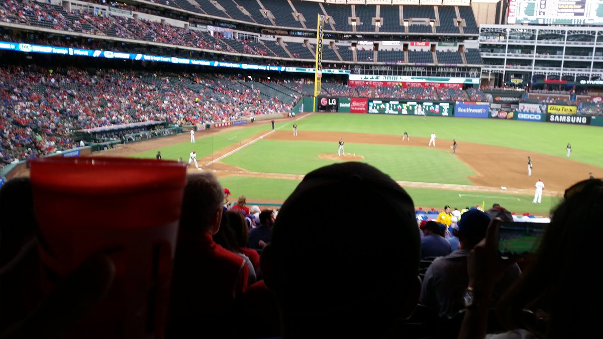 RockinSantino's tweet photo. Having a beer and watching the ball game. Let's go Texas I guess #CoolStadium #Rangers #AL https://t.co/k4bfIZv7St