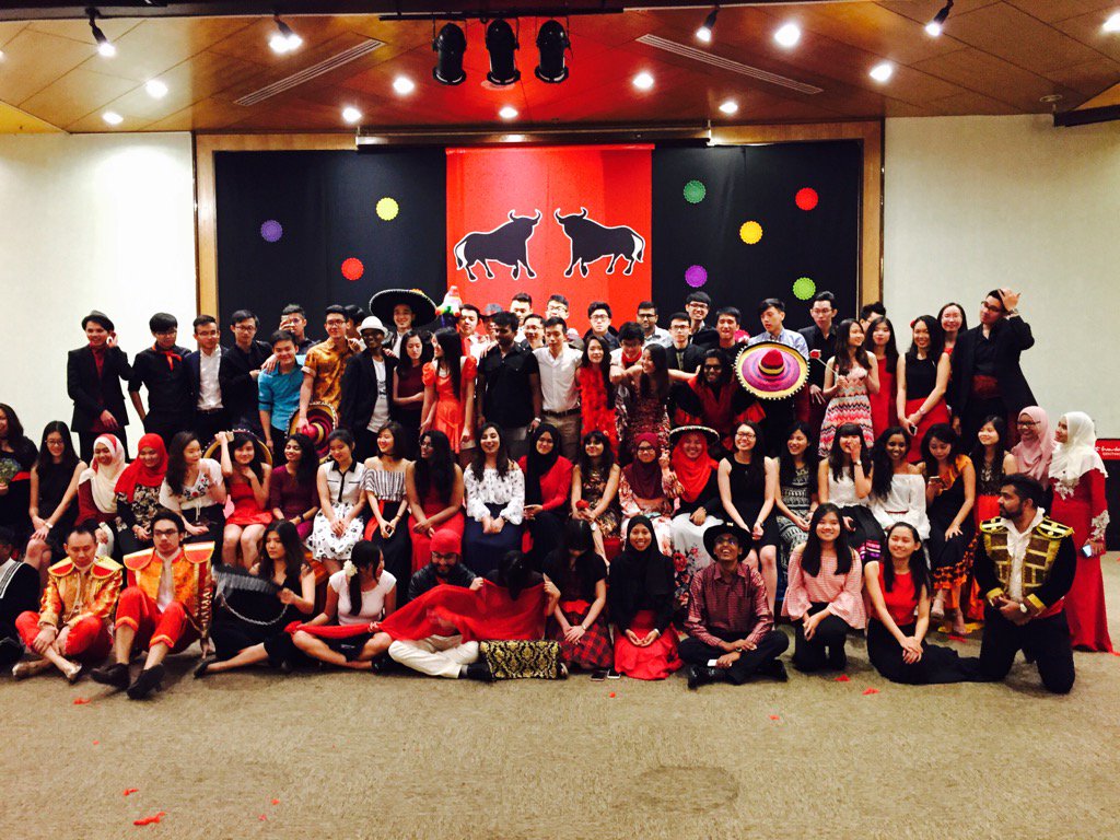 DPiperBlake's tweet photo. Spanish night #Axiata #ULDP! Good luck for the final push! https://t.co/TL4hYJo1So