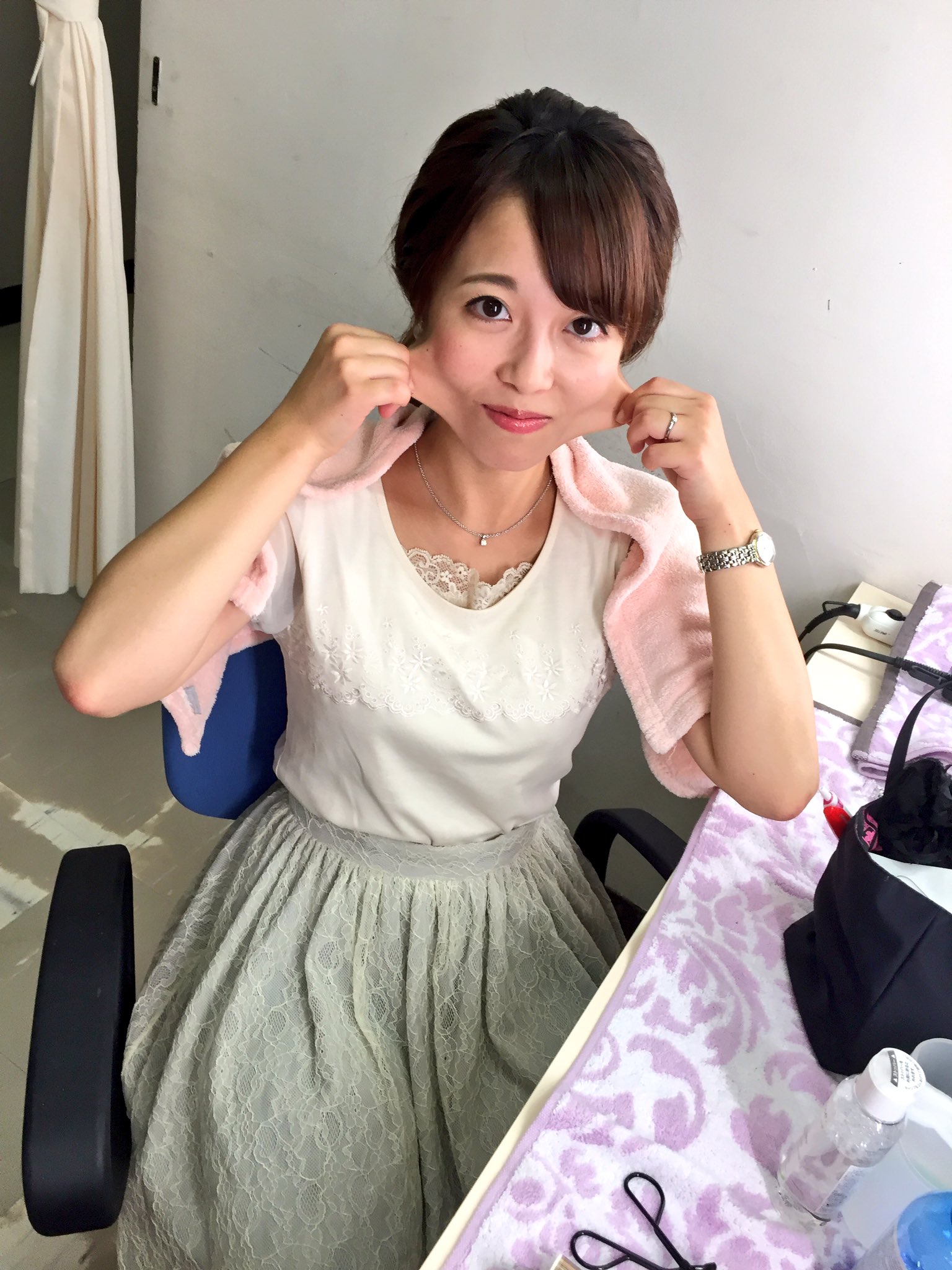 Twitter 上的 Gakio 荒井ちゃんめっちゃ頬伸びる Tbc女子アナ T Co J0di7nerop Twitter
