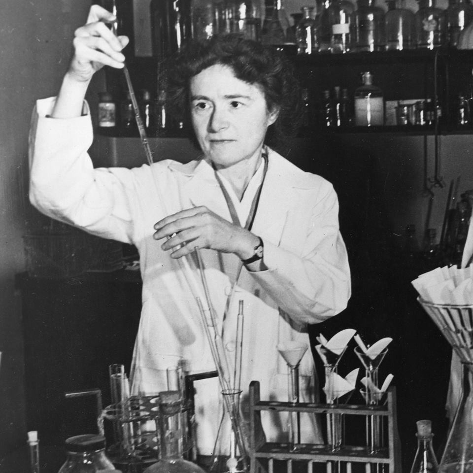 amightygirl's tweet photo. Today, Mighty Girl History: Gerty Cori, 1st woman to win Nobel Prize in Medicine, b. 1896 https://t.co/3elTa3DdKj https://t.co/gtOlAaIRBe